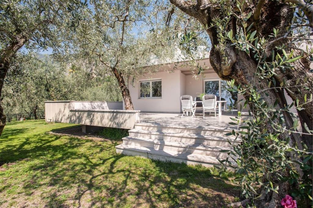 Casa Tra Gli Olivi Βίλα Arco Εξωτερικό φωτογραφία